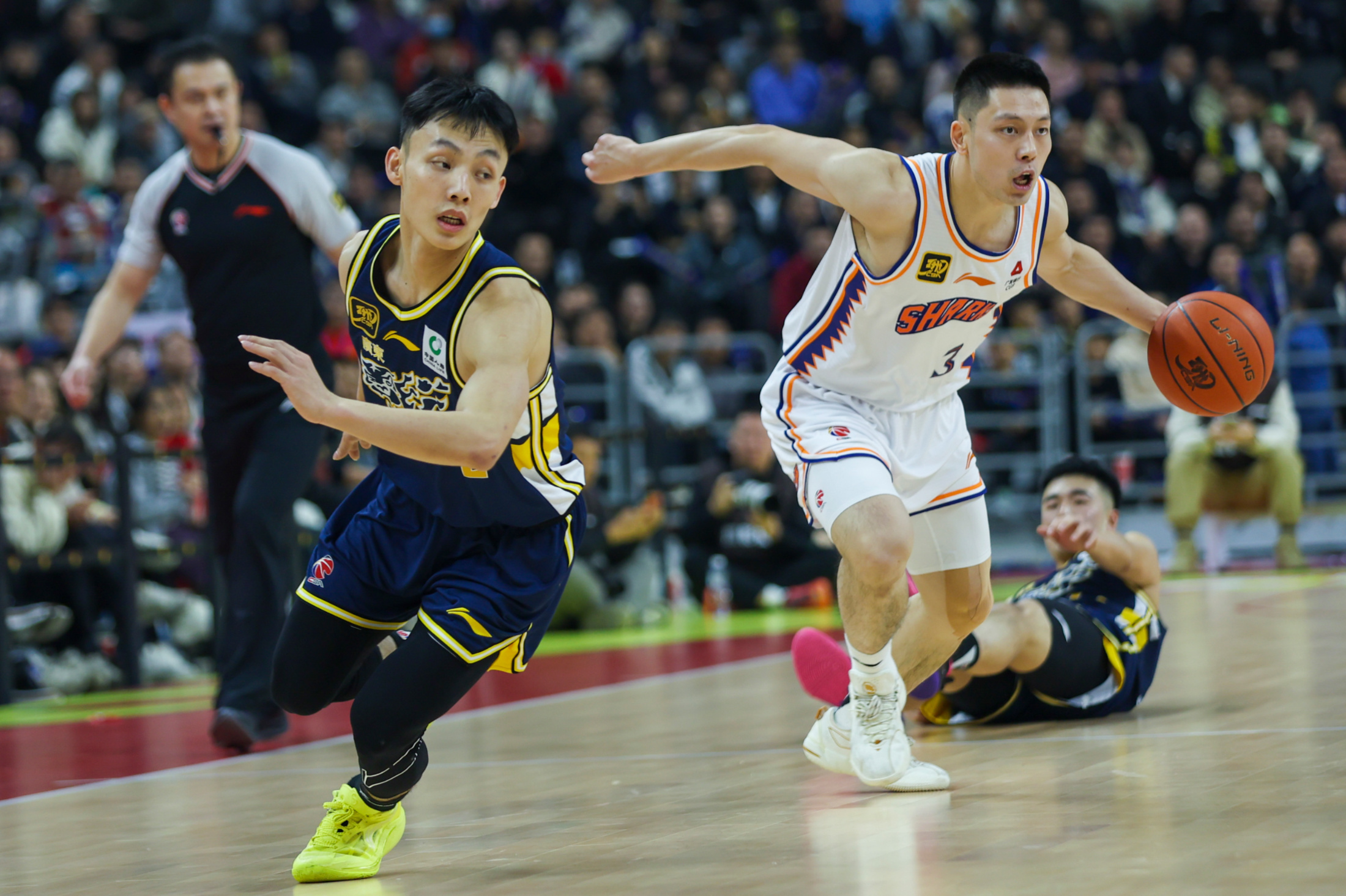 CBA直播节目上海对宁波_(cba上海对辽宁回放)