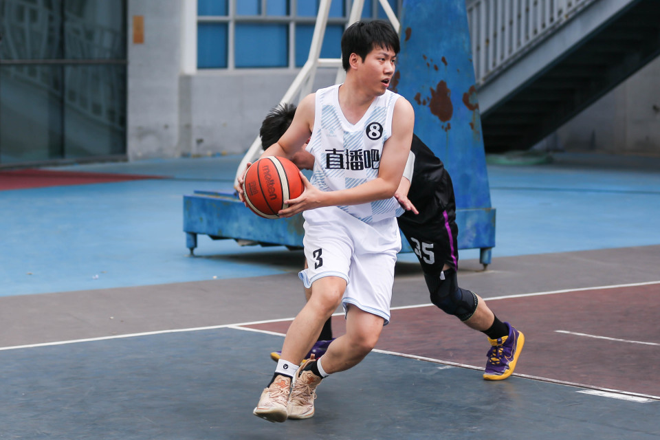 直播吧篮球比赛_(直播吧篮球比赛后面的括号里面数字是)  第2张