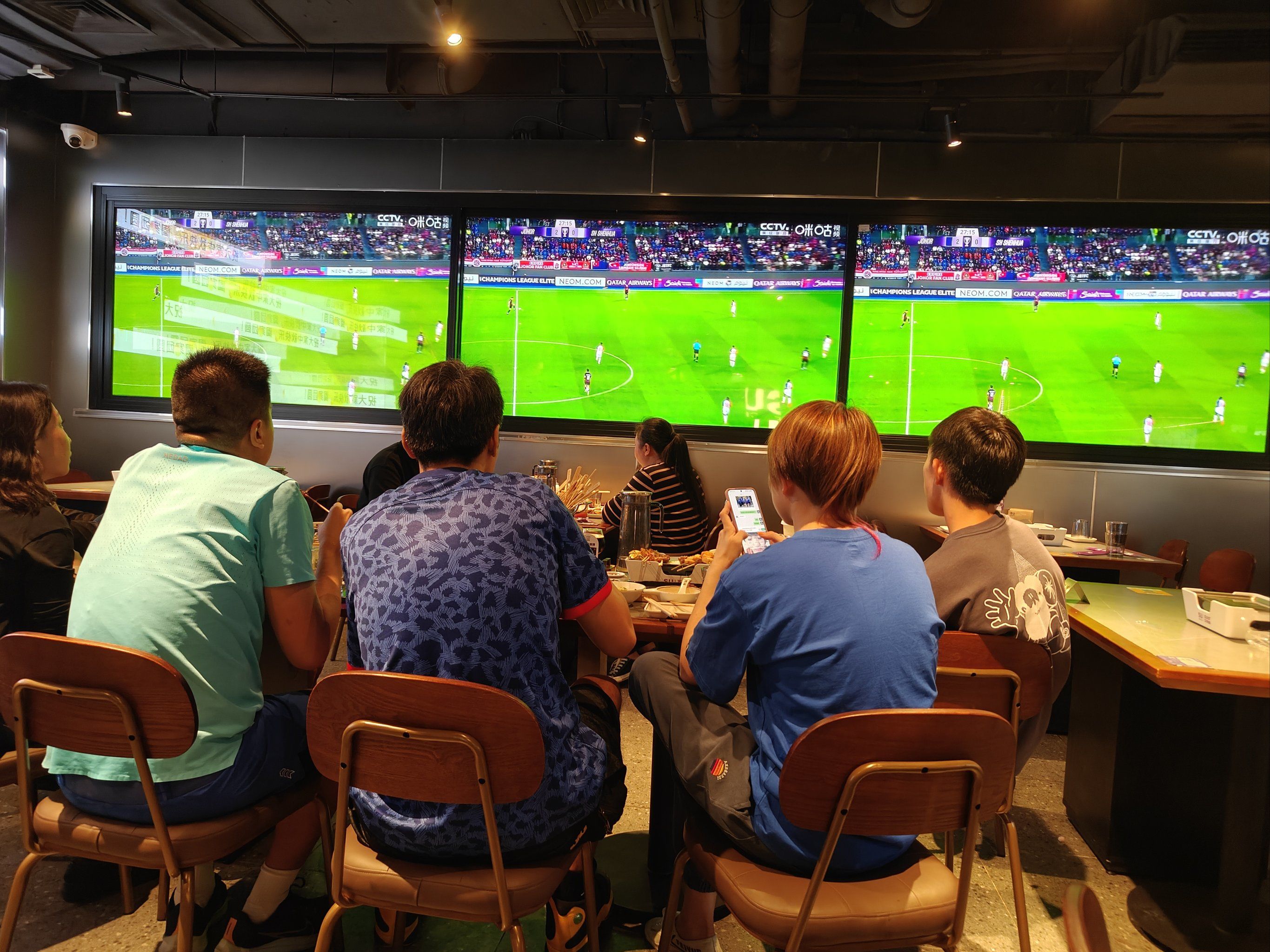 55足球比赛直播_(55足球赛事在线直播)  第2张