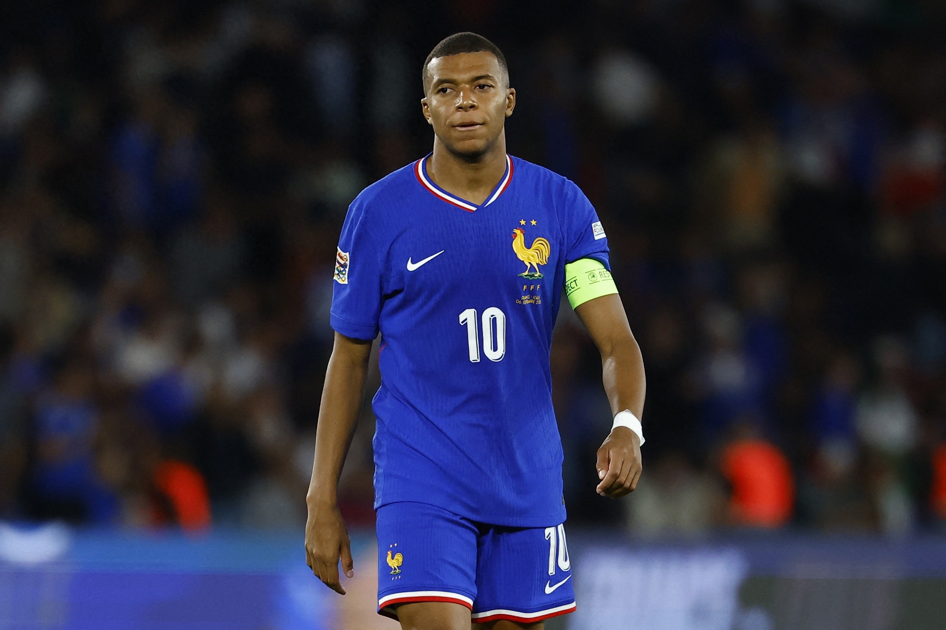 关于法媒:巴黎对法国足协非常不满因登贝莱伤退的信息 第1张 关于法媒:巴黎对法国足协非常不满因登贝莱伤退的信息 第1张