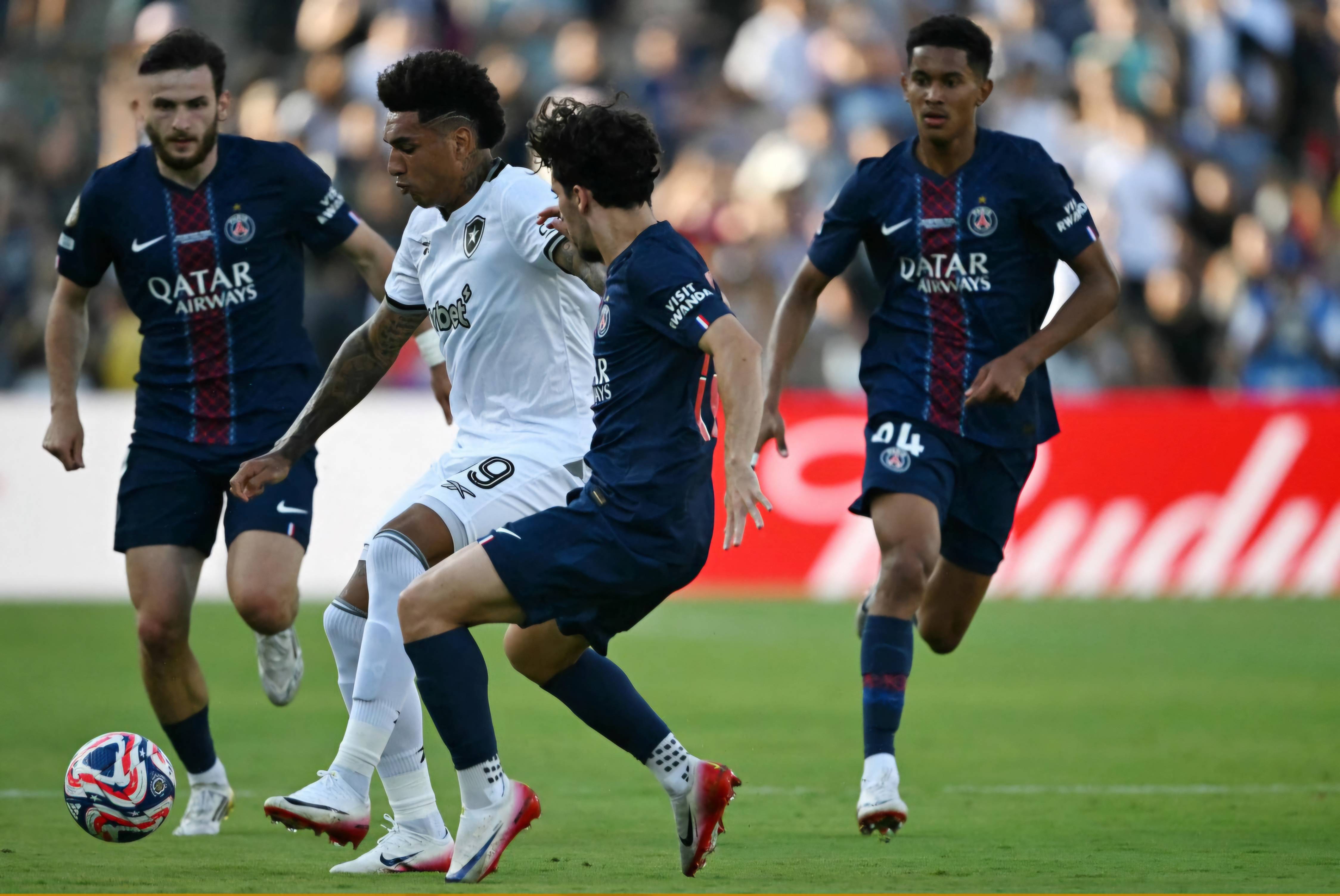 世俱杯小组赛A组战罢0进球四支球队同积1分的简单介绍  第1张