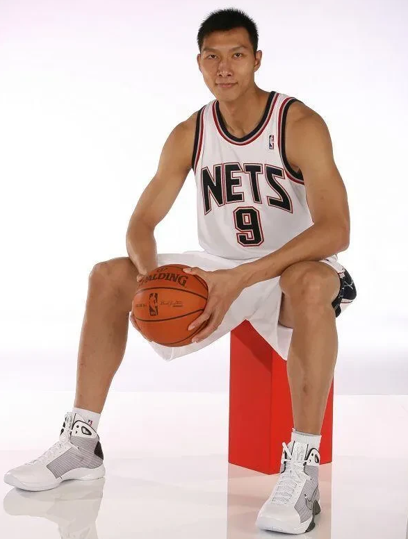 关于多队正在密切关注艾希霍恩被视为新克罗斯的信息  第1张