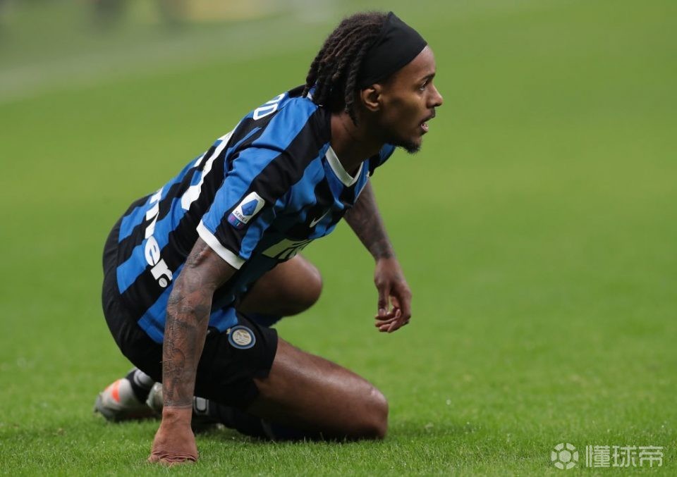 罗马希望租借埃切维里并希望在合同中加入买断条款的简单介绍