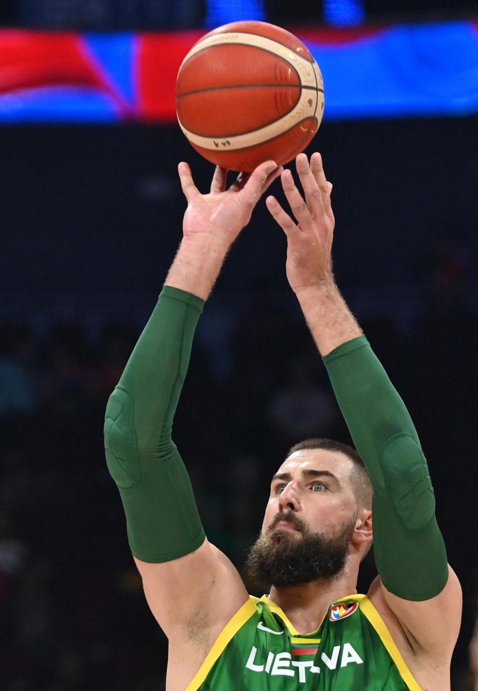 关于立陶宛男篮公布欧锦赛12人名单瓦兰领衔小萨缺席的信息