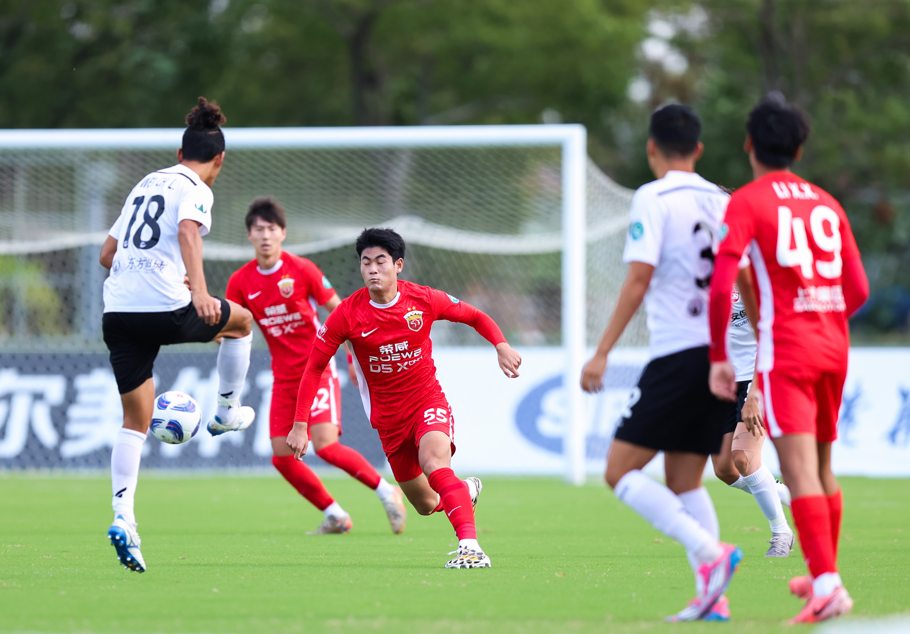 上海海港将战河南队海港最近状态火热河南难爆冷拦路的简单介绍 第1张 上海海港将战河南队海港最近状态火热河南难爆冷拦路的简单介绍 第1张