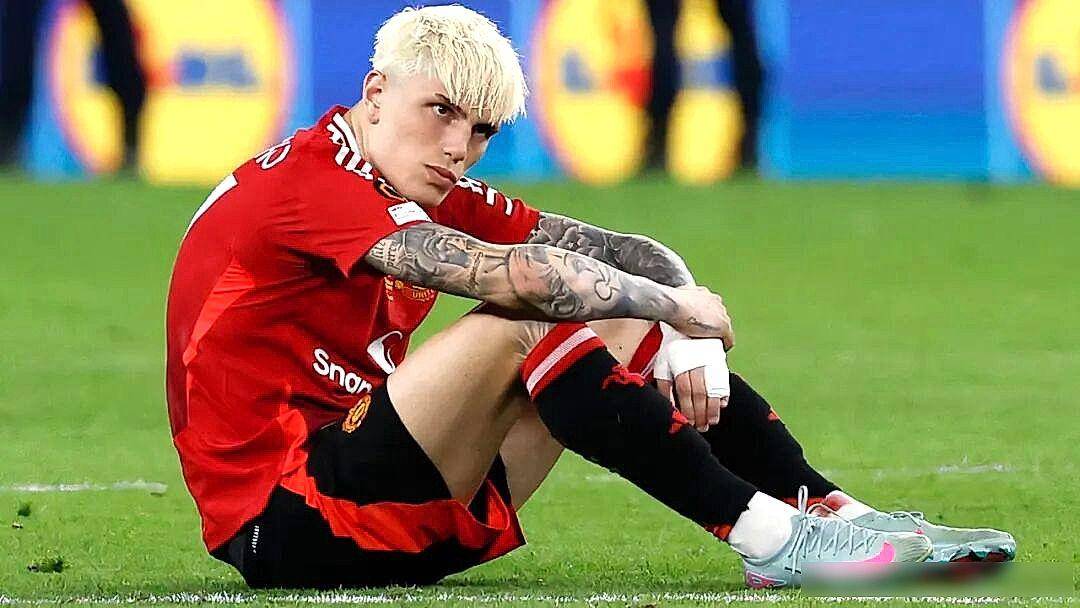 关于加纳乔斩获切尔西生涯处子球今夏加盟蓝军的信息