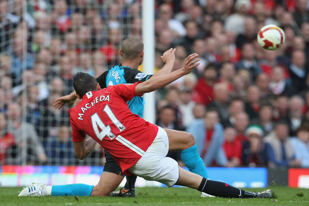 图安泽贝起诉曼联医疗过失导致其长期受到伤病困扰的简单介绍  第1张