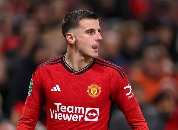 芒特无意离开曼联专注赛季备战  第2张