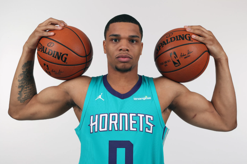 曝孙正傲即将加盟青岛海牛转投家乡球队的简单介绍