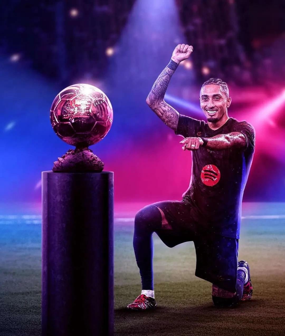 关于前拜仁后卫拉菲尼亚退役三冠王功勋结束22年职业生涯的信息  第1张