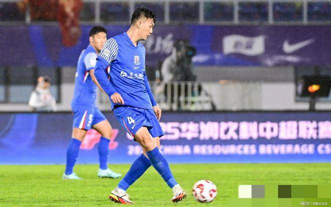 上海申花为何让于汉超回到首发申花逆转取胜的简单介绍  第1张