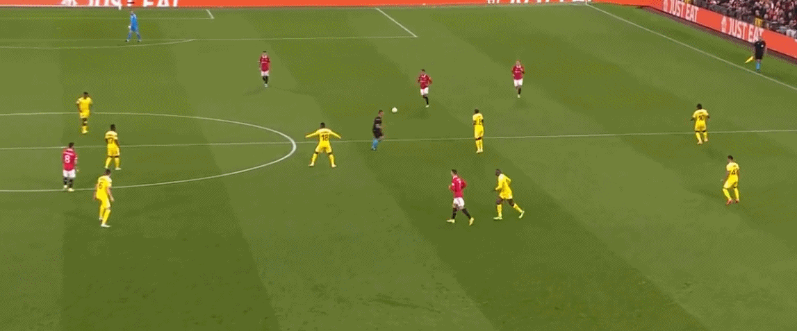 包含奥尔莫与莱万伤愈复出对阵埃尔切两人先后替补登场的词条  第2张