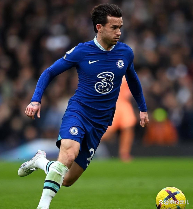 切尔西前锋福法纳租借至土超在切尔西遭弃用的简单介绍 第2张 切尔西前锋福法纳租借至土超在切尔西遭弃用的简单介绍 第2张