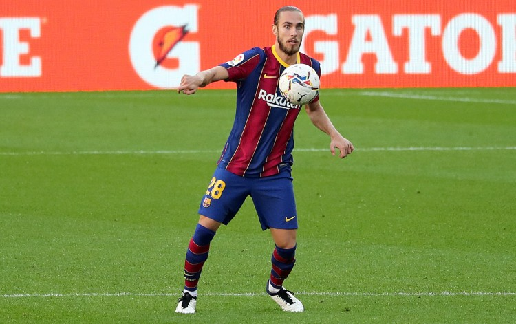 瓦伦西亚寻求租借保罗维克托巴萨方面更希望直接出售的简单介绍