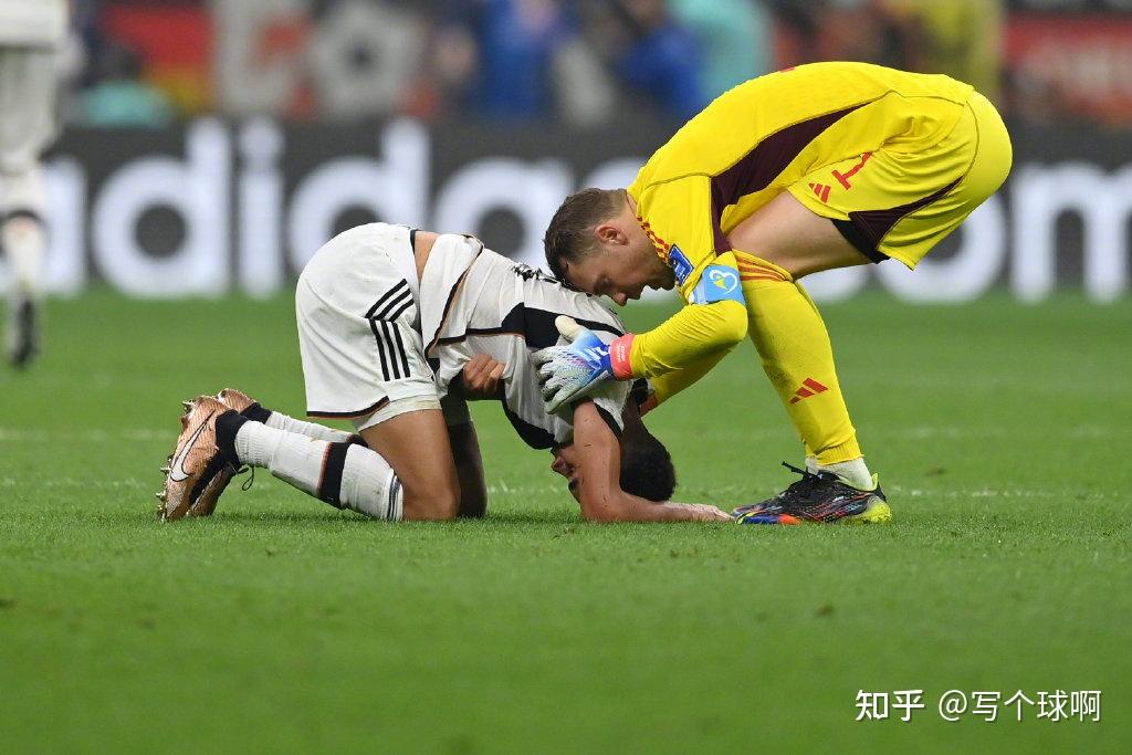 包含德国足协寻求球员更换会籍补偿近年来许多青训球员流失的词条