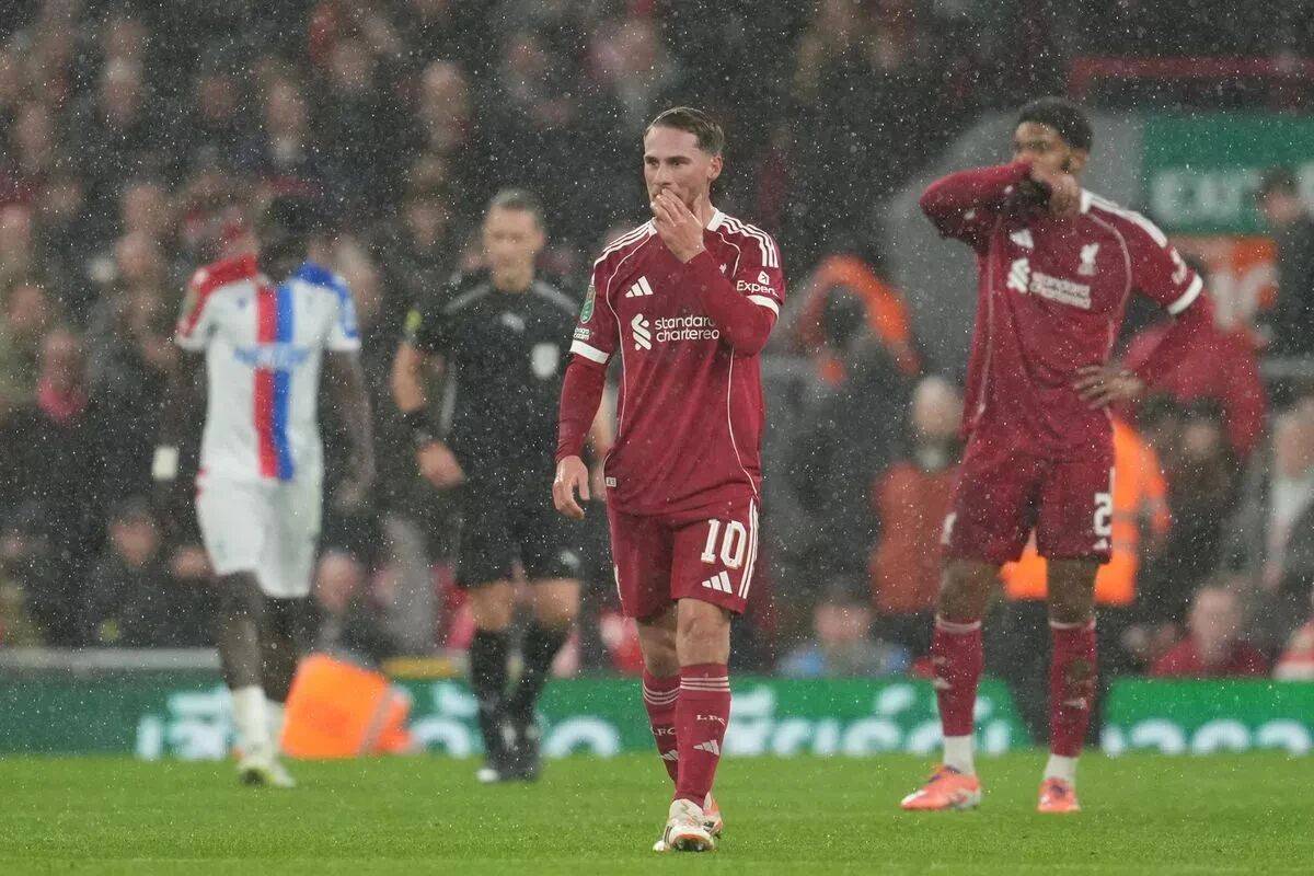 斯洛特面临下课危机3次面对水晶宫全部落败的简单介绍