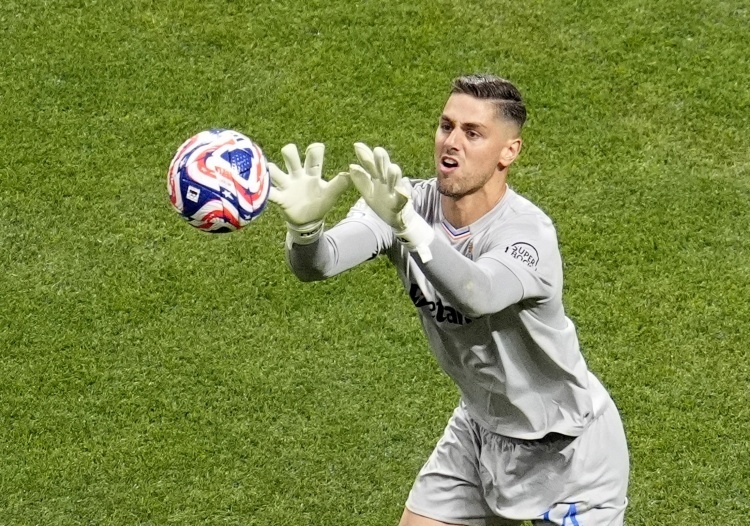 包含曝波尔图门将迪奥戈受伤无缘世俱杯的词条  第1张